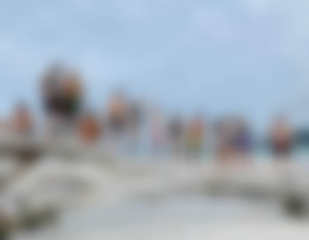 Relaxed Cruising Overnight Sailing 02